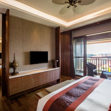 Crowne Plaza Resort Xishuangbanna Parkview, An Ihg Hotel מראה חיצוני תמונה